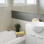 bathroom-8BR6SBK